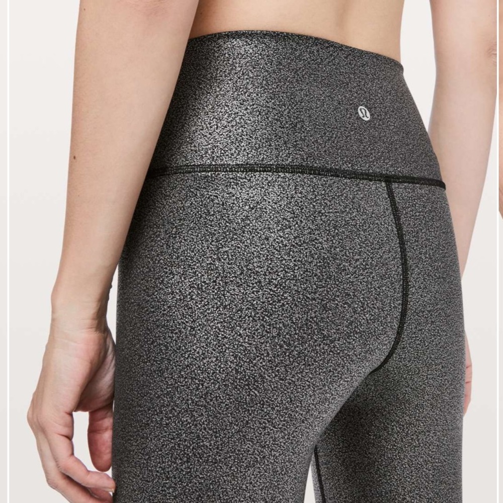 Lululemon Wunder Under High-Rise Tight *Foil 28"
Luminosity Foil Print